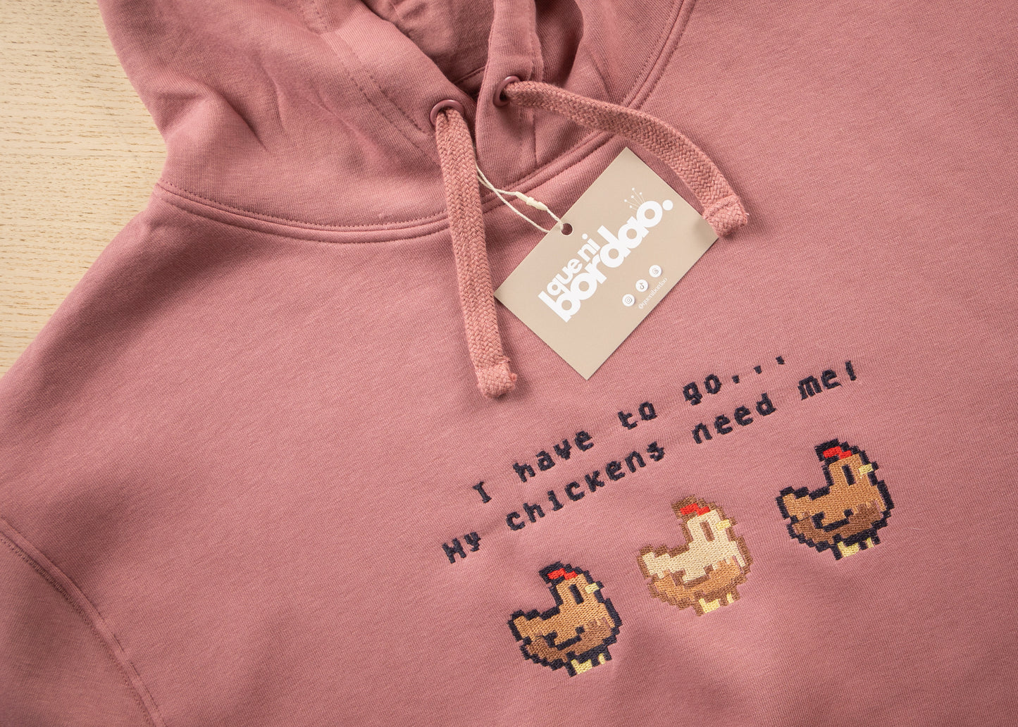 Las gallinas primero | Sudadera con capucha
